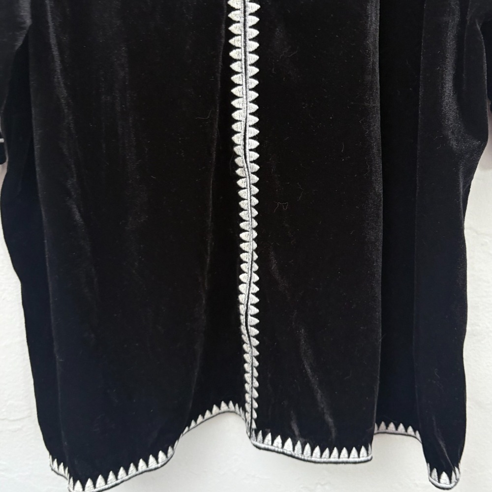 Fate Puff Sleeve Embroidered Velvet Top Women Size Medium Black New - Picture 7 of 12